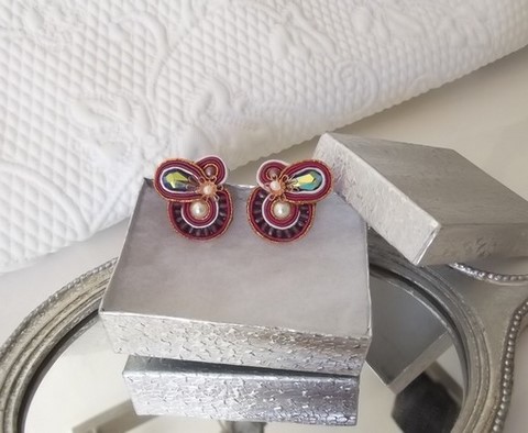 Bijou artisanal - Boucles décalées