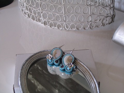 travail de soutache - Boucles le nacré